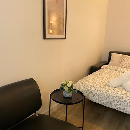 Luxsuite Aubervilliers Luaran gambar